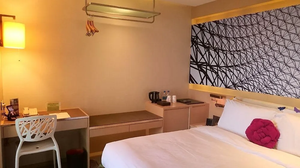 Butterfly On Waterfront Boutique Hotel Sheung Wan Hong Kong China