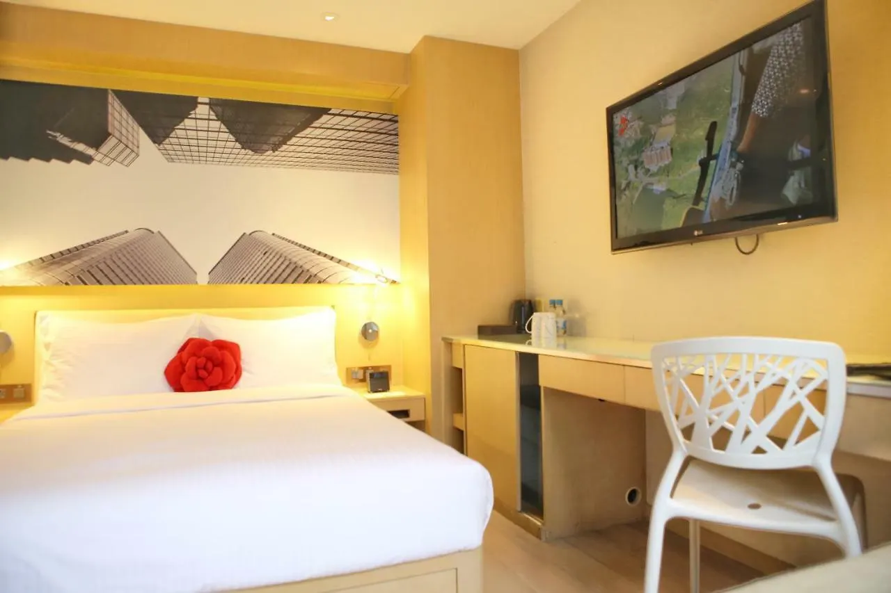 Butterfly On Waterfront Boutique Hotel Sheung Wan Hongkong 4*,